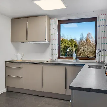 Lovely With Wilderness Bath And A View Of The Fjord * Roslev