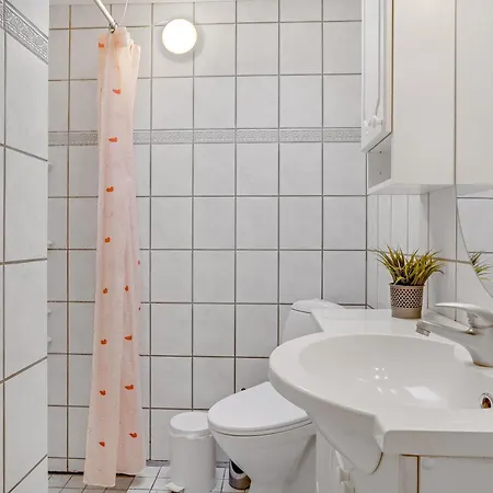 Lovely With Wilderness Bath And A View Of The Fjord Feriehus Roslev