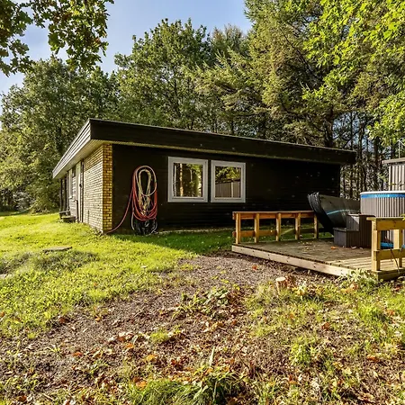 Lovely With Wilderness Bath And A View Of The Fjord Feriehus Roslev